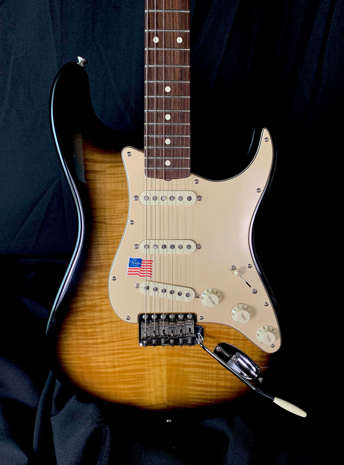 SOLD **** Fender American Custom '62 Stratocaster with Flame Top